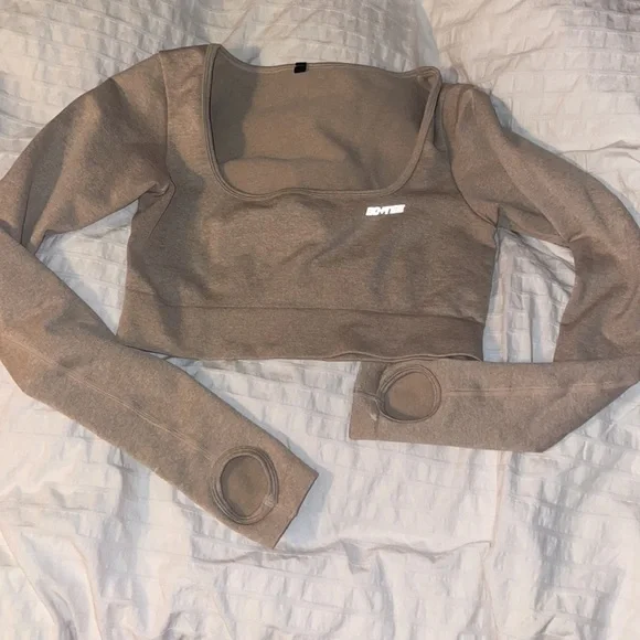 Bo+Tee Crop Top tan - Picture 4 of 4